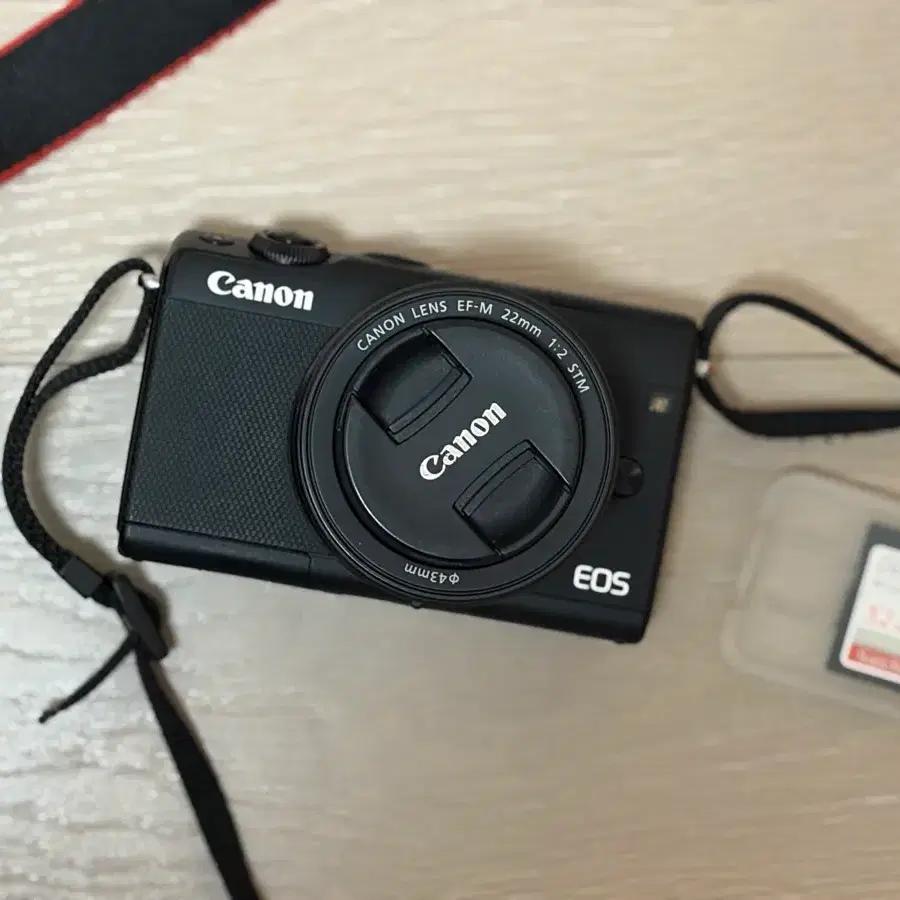 캐논 EOS M100 + 22mm EF-M STM 렌즈